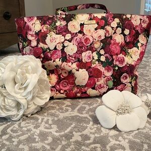 Kate Spade Pink floral Tote Bag 🩷🌸🌺🌷💐